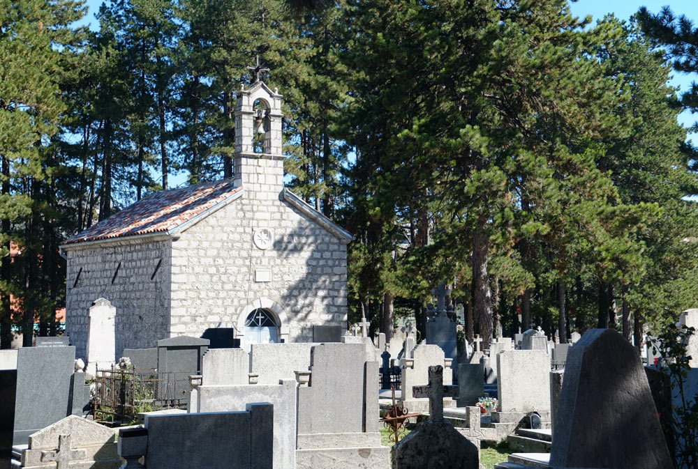 Cemetery with chapel